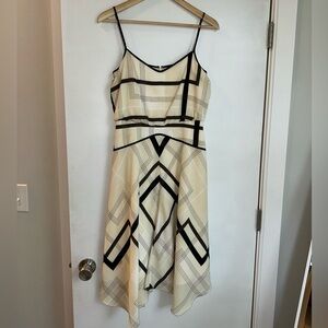 Banana Republic Black and Cream Dress